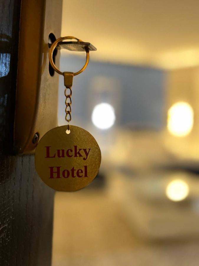 Lucky Hostel Kairo Exterior foto